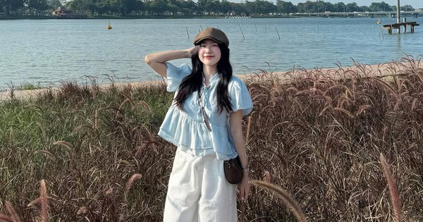 Xua tan cái nắng ngày hè với những kiểu áo gam màu xanh mát lạnh