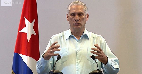 Hai Nghị Sĩ Mỹ Thăm Cuba, Lên Án Lệnh Cấm Vận Gây Đau Khổ Cho Người Dân