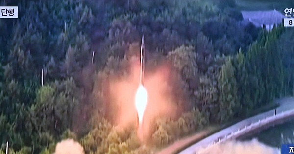 Triều Tiên thử nghiệm vũ khí 'đặc biệt' của quân đội