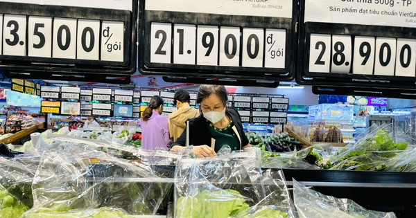 Doanh nghiệp gồng mình vượt 'bão giá'