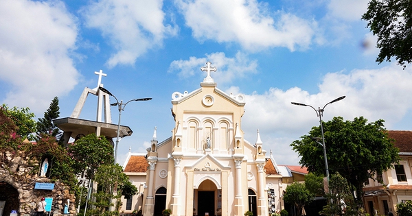 Nhà thờ Chánh tòa Cần Thơ - dấu ấn kiến trúc trăm năm giữa lòng Tây Đô