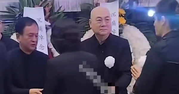 Diễn viên 'Tây Du Ký' tiễn biệt vợ của 'Đường Tăng' Trì Trọng Thụy