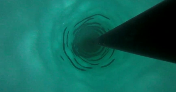 Trung Quốc phá kỷ lục thế giới về khoan băng nước nóng