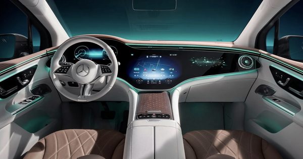 Mercedes sẽ không loại bỏ màn hình cảm ứng cỡ lớn trên ô tô