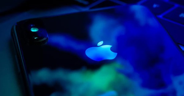 Apple đang phát triển iPhone như 'phim viễn tưởng'?