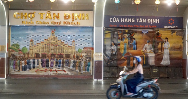 Chợ Tân Định 100 năm tuổi ở TP.HCM thay đổi diện mạo với loạt tranh bích họa