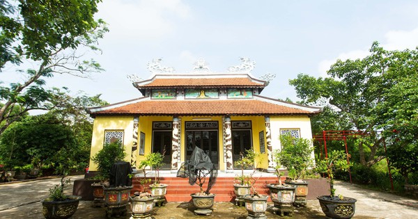 Dấu tích chùa đá Champa trong ngôi chùa hơn 300 tuổi ở Quảng Trị