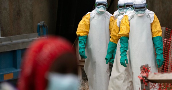 65 người chết vì ổ dịch Ebola mới, châu Phi họp khẩn
