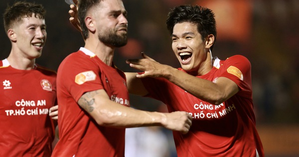 Bảng xếp hạng V-League mới nhất: PVF-CAND lại chìm rất sâu, HAGL ‘lửng lơ con cá vàng’