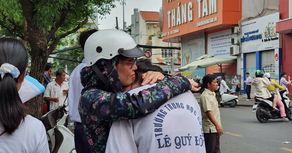 Bỏ thi tuyển sinh lớp 10: Tiết kiệm tài nguyên, sức sống khỏi cuộc đua khốc liệt