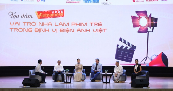Nhà làm phim trẻ không đứng một mình