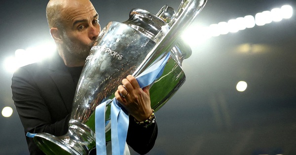HLV Pep Guardiola và 10 năm thay đổi lịch sử Manchester City