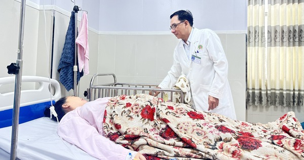 Bệnh viện Quân y 121 giành lại sự sống cho thai phụ bị rắn cực độc cắn