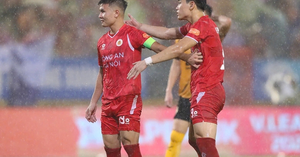 Ai hay hơn Quang Hải ở V-League mùa này?