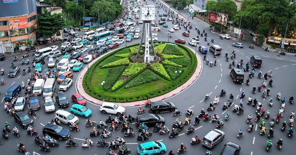 TP.HCM sắp đổi cách chạy xe ở vòng xoay Nguyễn Bỉnh Khiêm: Đi sao cho đúng?