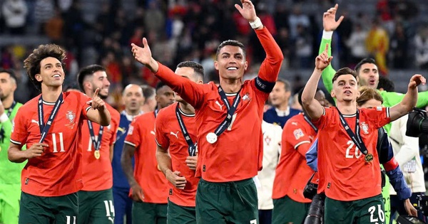 Đội tuyển Bồ Đào Nha chốt danh sách World Cup 2026: Bất ngờ với Ronaldo?