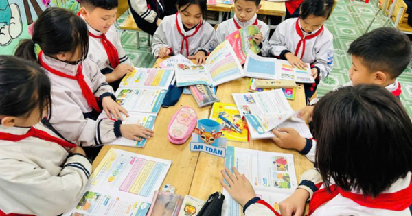 Giảm hơn 13% giá sách giáo khoa từ năm học 2026 - 2027