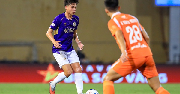 Xuất hiện ngôi sao ‘lạ’ 20 tuổi, HLV Kim Sang-sik ‘hái vội’ cho ASIAD: Được lắm chứ, tại sao không?