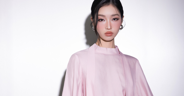 Nhẹ nhàng, bay bổng ngày nắng với áo voan tơ, áo lụa satin