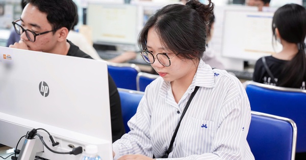 Từ vụ thi hộ bị xử lý: Kỳ thi VSTEP là gì mà nhiều sinh viên lo?