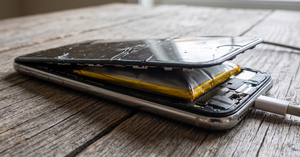 Những sai lầm khiến pin smartphone và xe điện sớm thành phế liệu