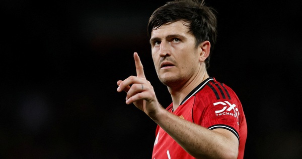 Báo Anh: HLV Tuchel gây sốc loại một loạt công thần của ‘Tam sư’, có Maguire