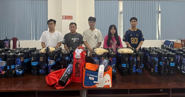 Công an TP.HCM bắt 5 người bán 'khí cười' hơn 20 tỉ đồng