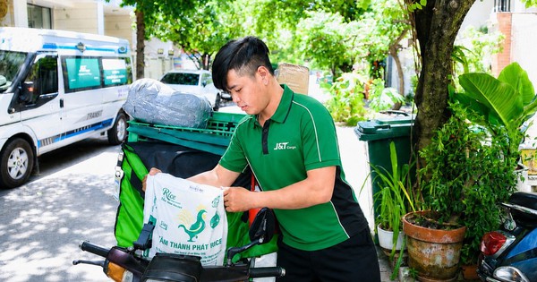 Bưu cục J&T Cargo thích ứng ra sao với bài toán giao hàng nặng?