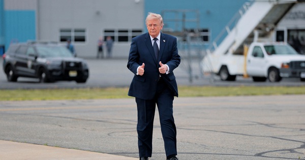 Ông Trump: Thỏa thuận Iran 'gần hoàn tất', eo biển Hormuz có thể mở lại