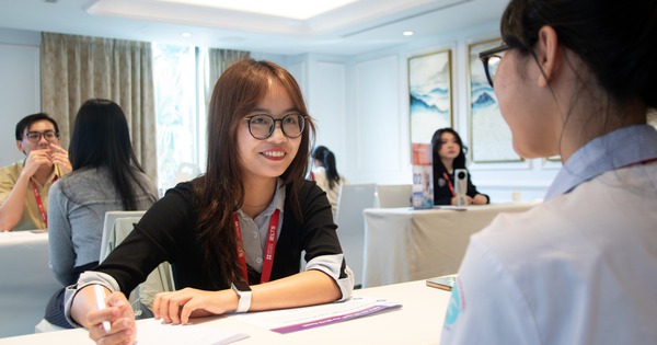 Người dạy IELTS có cơ hội nhận giải thưởng cao nhất 50 triệu đồng