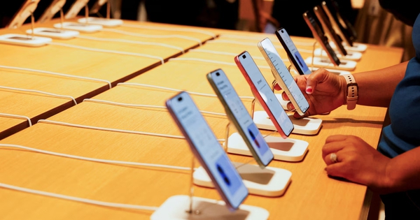 Lý do nhiều người bắt đầu quay lưng với smartphone cao cấp