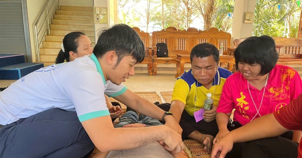 Từ Úc trở về, chàng trai Việt gồng gánh dự án phi lợi nhuận 