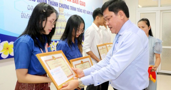 Hơn 600 lưu học sinh Lào tại Đà Nẵng hưởng loạt chính sách đặc biệt