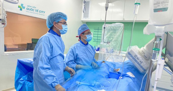Dùng khí CO2 thay thuốc cản quang cứu người bệnh suy tim, suy thận