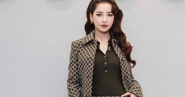 Áo blazer ca rô giúp nàng 'đốn tim' người đối diện