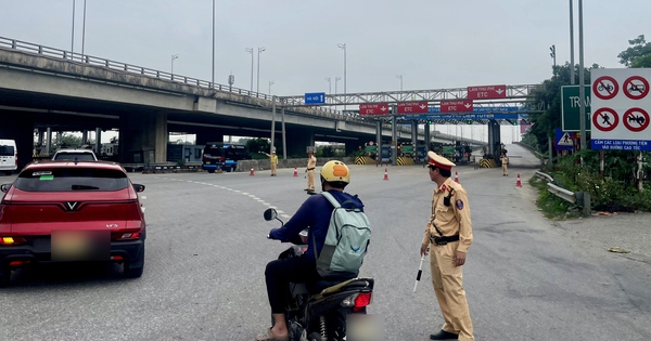 CSGT phân làn từ 40 km, cửa ngõ Hà Nội dễ thở ngày cuối nghỉ lễ