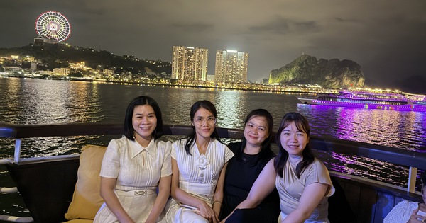 Nghỉ lễ 30.4 - 1.5: Du lịch Quảng Ninh thu nghìn tỉ, biển đảo đông nghẹt khách