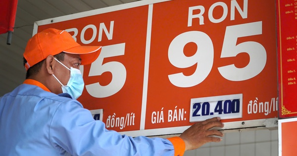 Giá xăng dầu hôm nay 30.5.2026: Tuần lao dốc hơn 10%