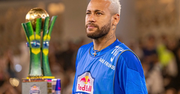 Canh bạc Neymar của ông Ancelotti