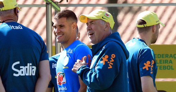 HLV Ancelotti gây sốc quyết giữ Neymar dự World Cup, ‘mặc kệ’ chấn thương: ‘Cậu ta đang tập luyện tốt’