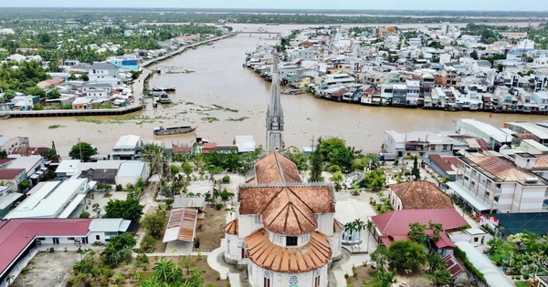 Đồng Tháp lấy ý kiến dân về việc 11 xã lên phường