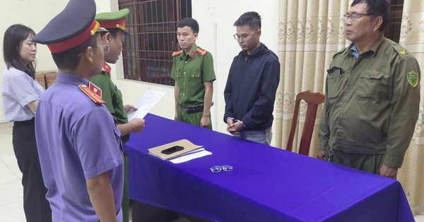 Cháy ô tô khi đổ xăng khiến 2 người tử vong: Bắt tạm giam tài xế