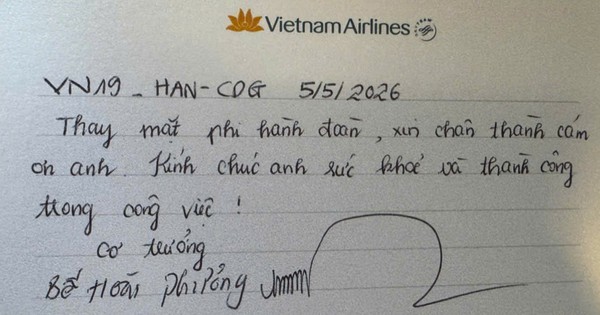 Bác sĩ Bạch Mai cứu hành khách liệt mặt giữa không trung