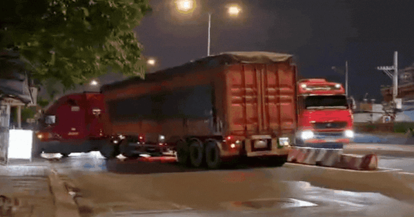 Đi ngược chiều cho tiện đường, tài xế container bị CSGT TP.HCM phạt 5 triệu đồng