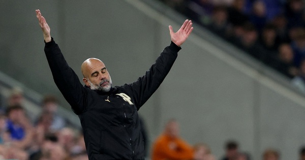 Tỷ lệ vô địch của Arsenal nhảy vọt, HLV Guardiola nói điều bất ngờ sau cú sốc