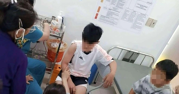 Chó dữ nghi bị bệnh dại tấn công nhiều người ở Nghệ An