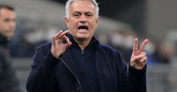 Muốn Mourinho trở lại dẫn dắt Real Madrid hả, phải thỏa mãn 2 điều kiện cực khó: Đó là…