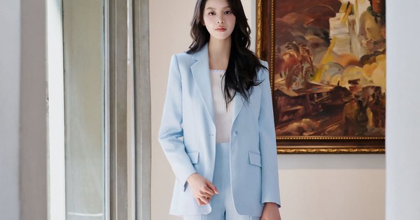 Phong cách thanh lịch hiện đại với suit dành cho nàng công sở