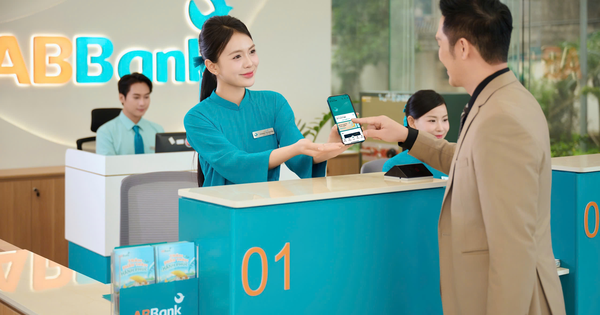 ABBank nhận giải Dịch vụ số xuất sắc