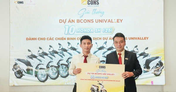 Bcons PS trao thưởng nhân viên kinh doanh 10 xe Honda SH